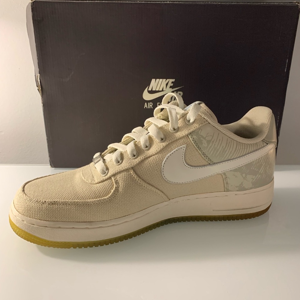 Nike Air Force 1 Beige Sneakers